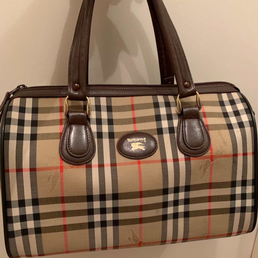 Burberry Handbag .❌ SALE❌. Today